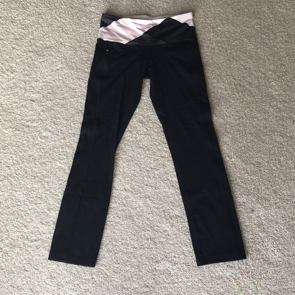 LULULEMON Crop Straight Pants